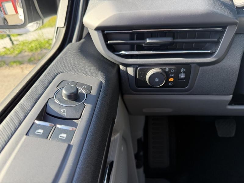 Image FORD Tourneo Custom 340 L1H1 Electrique 218ch 64kWh Titanium