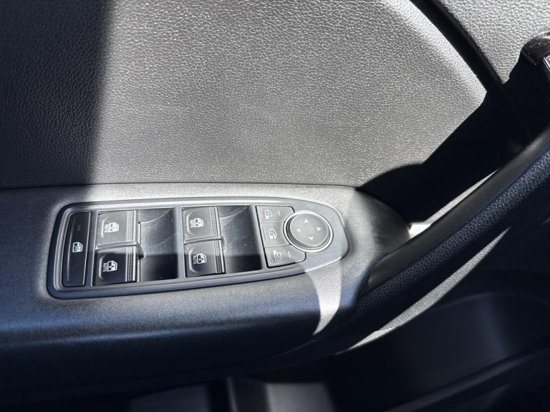 Image RENAULT Captur 1.0 TCe 100ch Business - 20