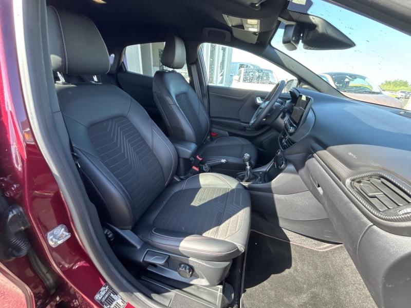 Image FORD Puma 1.0 Flexifuel 125ch S&S mHEV ST-Line X Vivid Ruby Edition