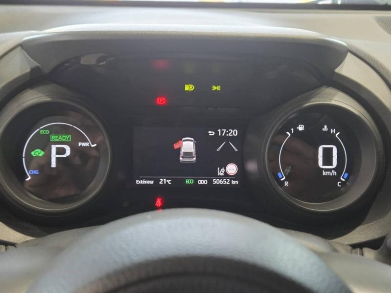 Image TOYOTA Yaris 116h Design 5p