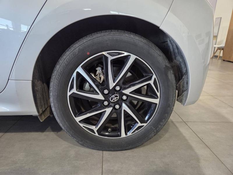 Image TOYOTA Yaris 116h Design 5p