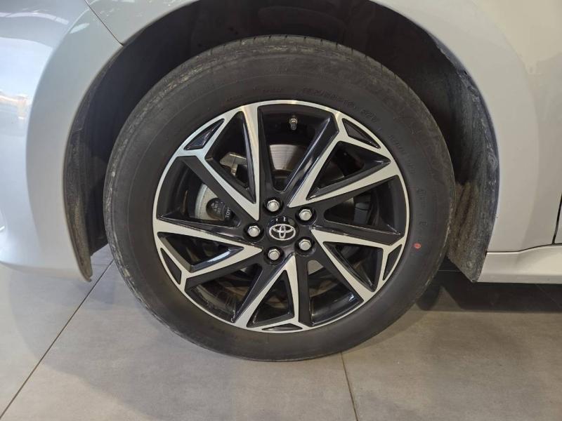 Image TOYOTA Yaris 116h Design 5p
