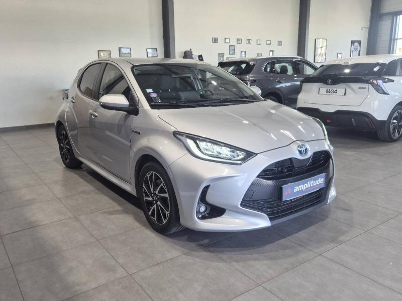 Image TOYOTA Yaris 116h Design 5p