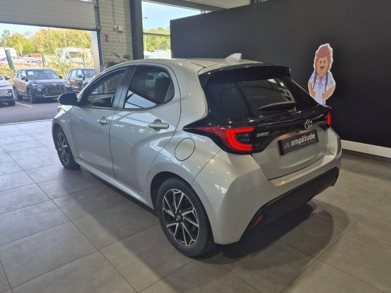 Image TOYOTA Yaris 116h Design 5p