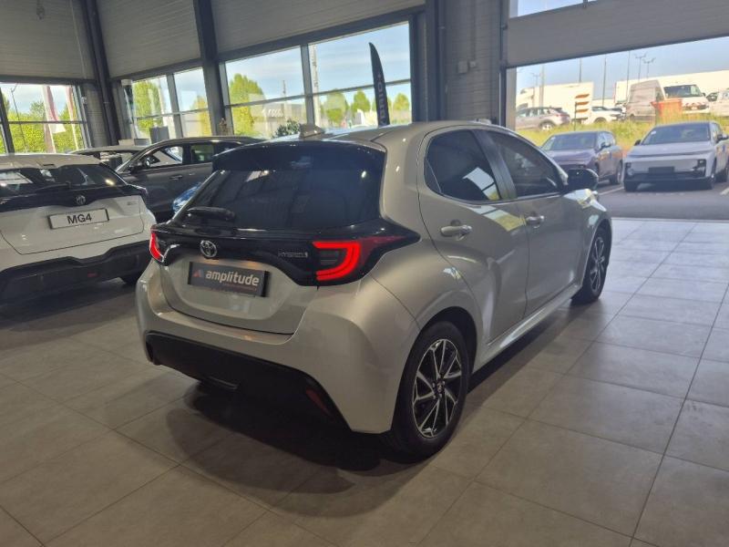 Image TOYOTA Yaris 116h Design 5p
