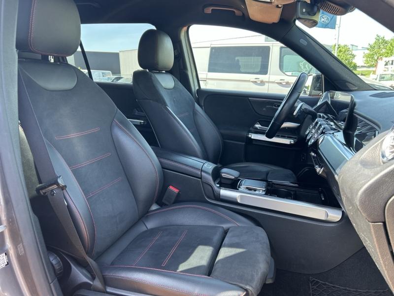 Image MERCEDES-BENZ GLB 220d 190ch AMG Line 4Matic 8G DCT