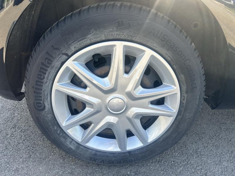 Image FORD Fiesta 1.0 EcoBoost 100ch Stop&Start Cool & Connect 3p Euro6.2