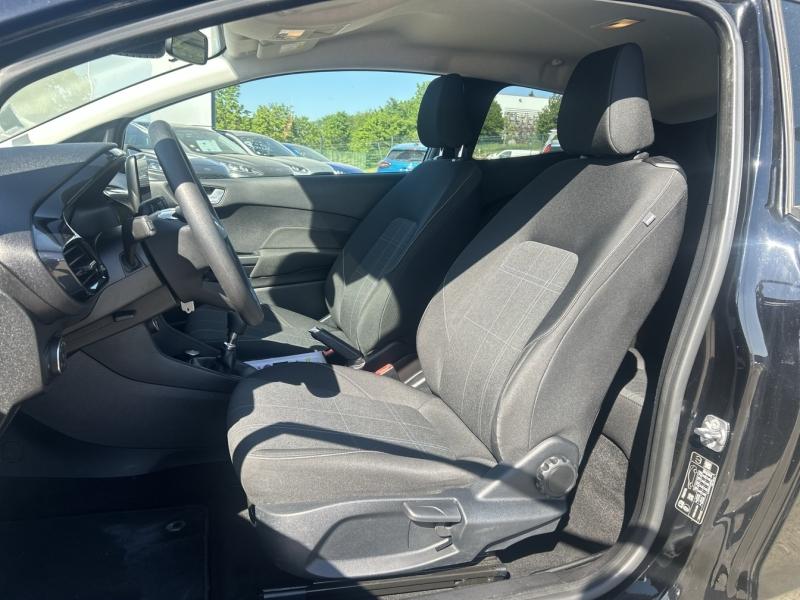 Image FORD Fiesta 1.0 EcoBoost 100ch Stop&Start Cool & Connect 3p Euro6.2