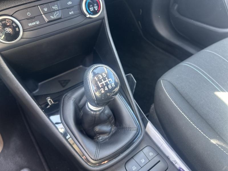 Image FORD Fiesta 1.0 EcoBoost 100ch Stop&Start Cool & Connect 3p Euro6.2
