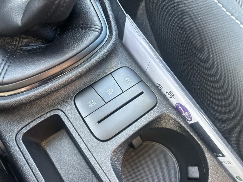 Image FORD Fiesta 1.0 EcoBoost 100ch Stop&Start Cool & Connect 3p Euro6.2