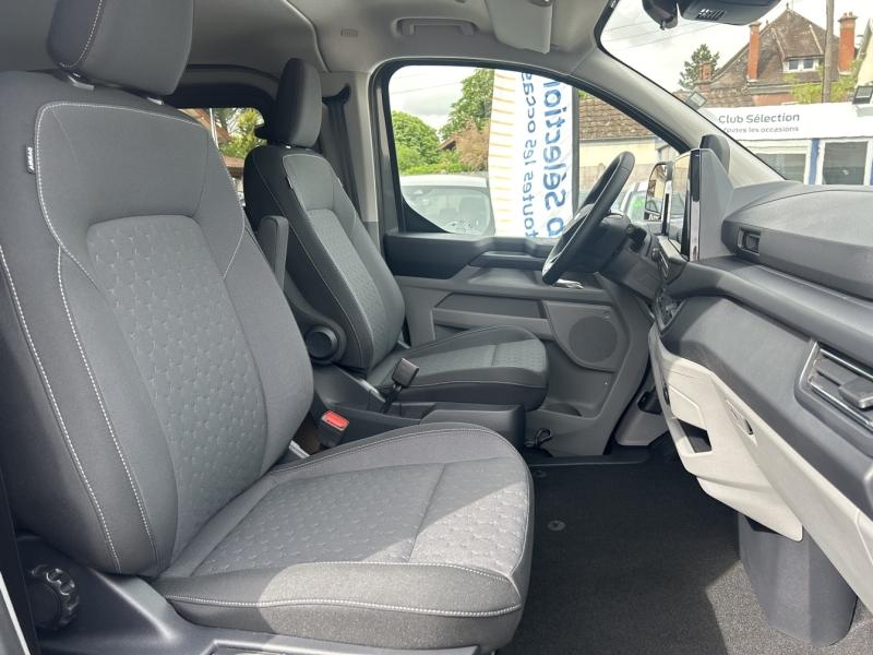 Image FORD Transit Custom Kombi 320 L2H1 2.0 EcoBlue 170ch Limited 4x4 BVA8