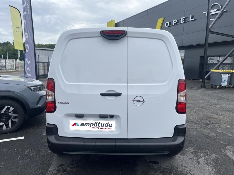 Image OPEL Combo Cargo M Diesel 130ch automatique Pack Premium Connect