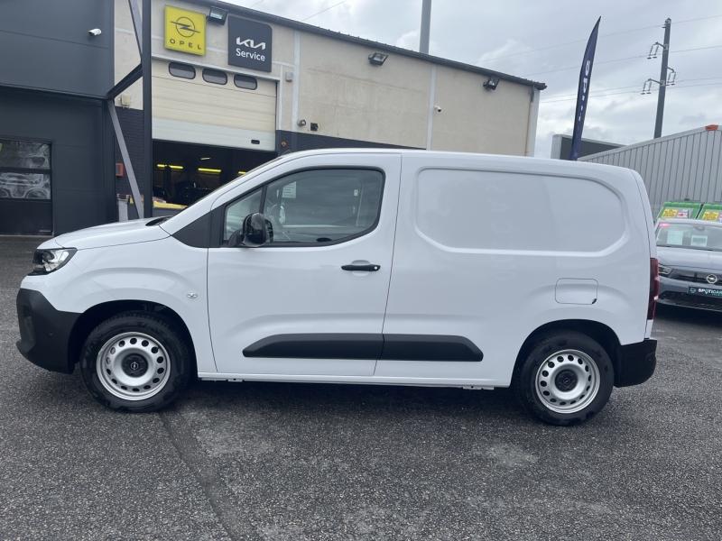 Image OPEL Combo Cargo M Diesel 130ch automatique Pack Premium Connect