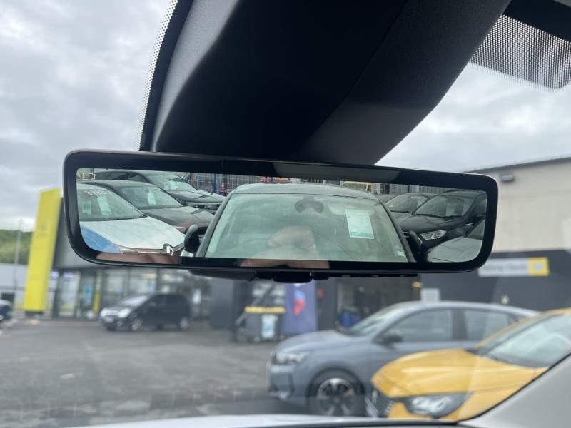 Image OPEL Combo Cargo M Diesel 130ch automatique Pack Premium Connect