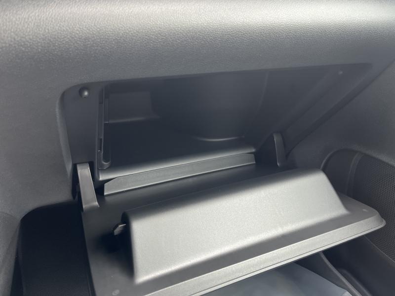 Image OPEL Combo Cargo M Diesel 130ch automatique Pack Premium Connect