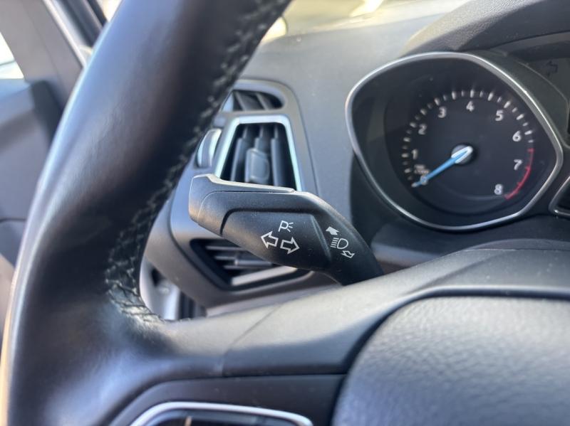 Image FORD C-MAX 1.0 EcoBoost 125ch Stop&Start Titanium