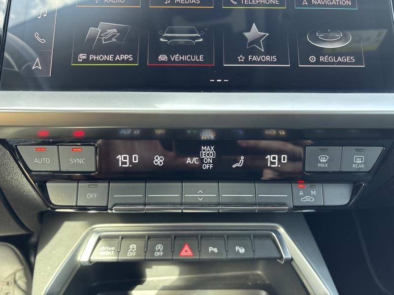 Image AUDI A3 Berline 35 TFSI 150ch Mild Hybrid Business line S tronic 7