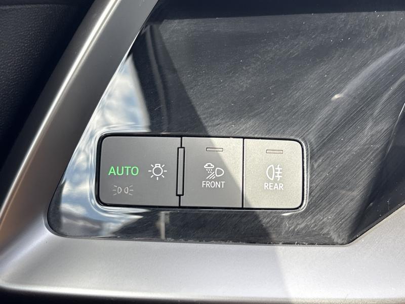 Image AUDI A3 Berline 35 TFSI 150ch Mild Hybrid Business line S tronic 7