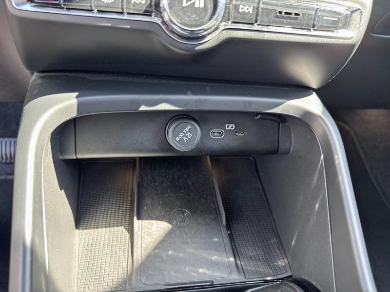 Image VOLVO XC40 B3 163ch Ultra DCT 7