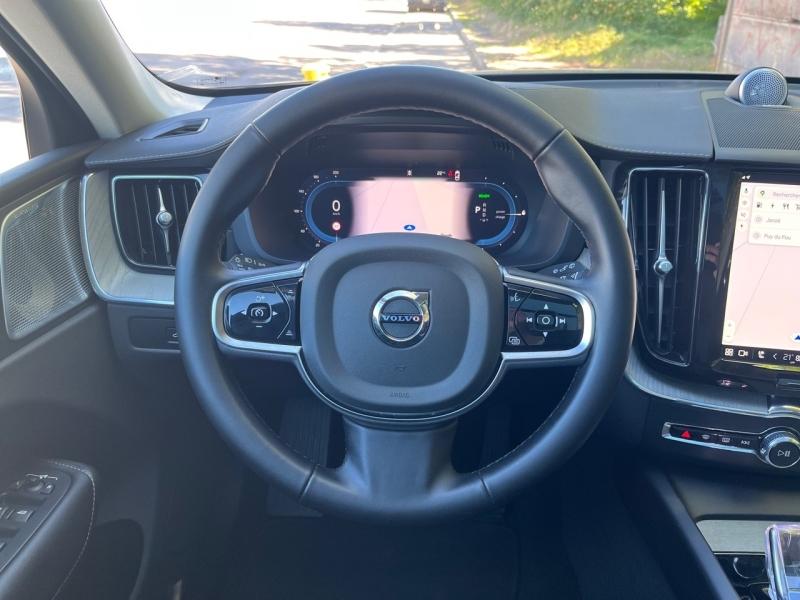 Image VOLVO XC60 T6 Hybride Rechargeable 253 + 145ch Ultra Style Dark Geartronic 8 AWD