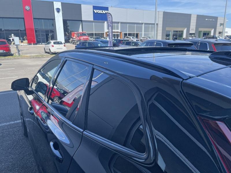 Image VOLVO XC60 T6 Hybride Rechargeable 253 + 145ch Ultra Style Dark Geartronic 8 AWD