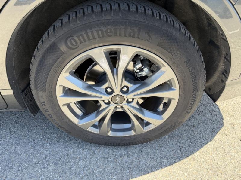 Image FORD Kuga 2.5 Duratec 190 ch FHEV E85 ST-Line Business BVA