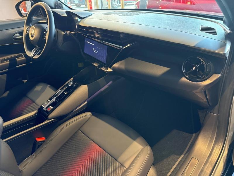 Image ALFA ROMEO Junior 1.2 Ibrida 145ch Premium e-DCT6 Q4