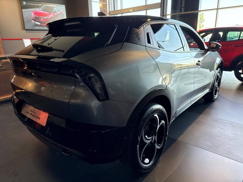 Image ALFA ROMEO Junior 1.2 Ibrida 145ch Premium e-DCT6 Q4