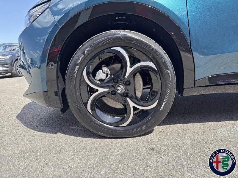 Image ALFA ROMEO Junior 1.2 Ibrida 145ch Premium e-DCT6 Q4