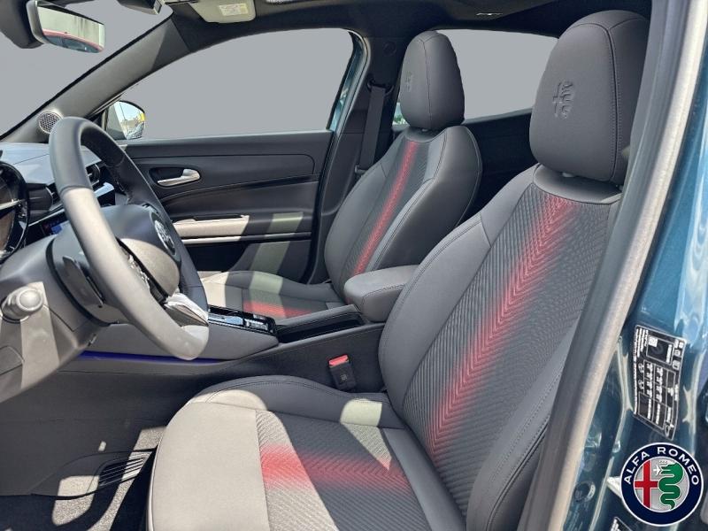 Image ALFA ROMEO Junior 1.2 Ibrida 145ch Premium e-DCT6 Q4