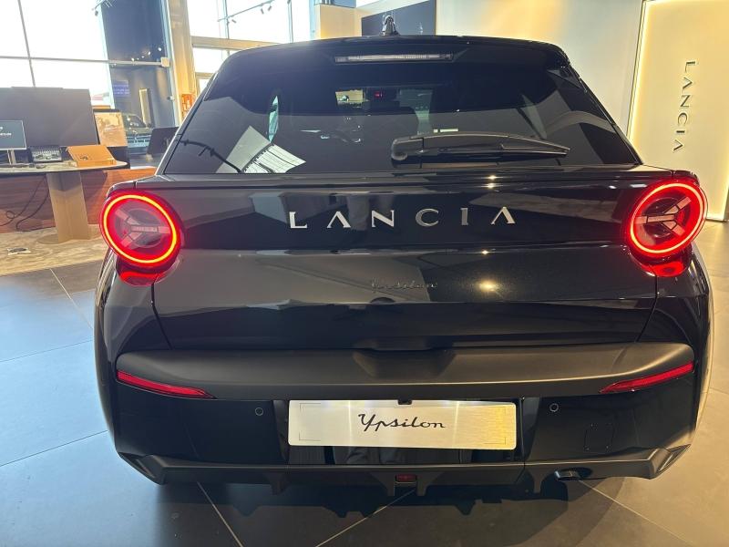 Image LANCIA Ypsilon 1.2 Ibrida 110ch HF Line eDCT6