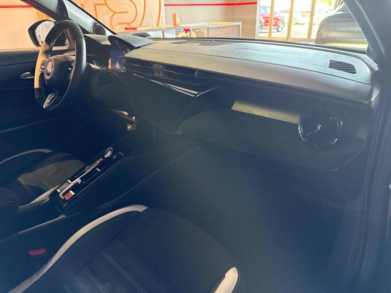 Image ALFA ROMEO Junior 1.2 Ibrida 145ch Sport Speciale e-DCT6