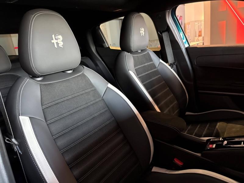 Image ALFA ROMEO Junior 1.2 Ibrida 145ch Sport Speciale e-DCT6