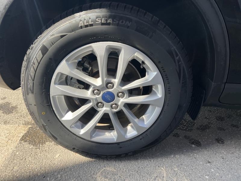 Image FORD Kuga 2.5 Duratec 190ch FHEV E85 Titanium BVA