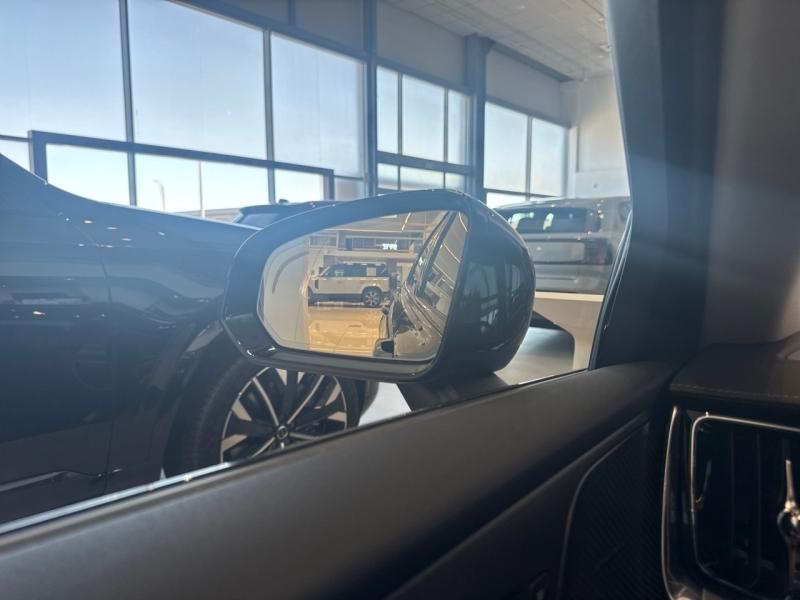 Image VOLVO V60 B4 197ch Ultra Style Dark DCT 7