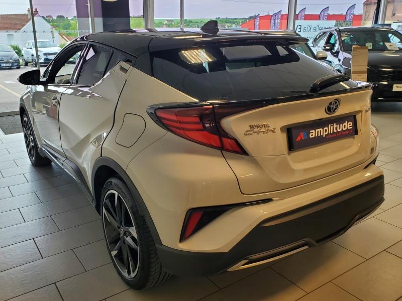Image TOYOTA C-HR 122h GR-Sport 2WD E-CVT MY20