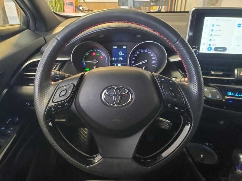 Image TOYOTA C-HR 122h GR-Sport 2WD E-CVT MY20