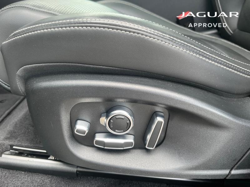 Image JAGUAR E-Pace P300e PHEV R-Dynamic HSE BVA AWD