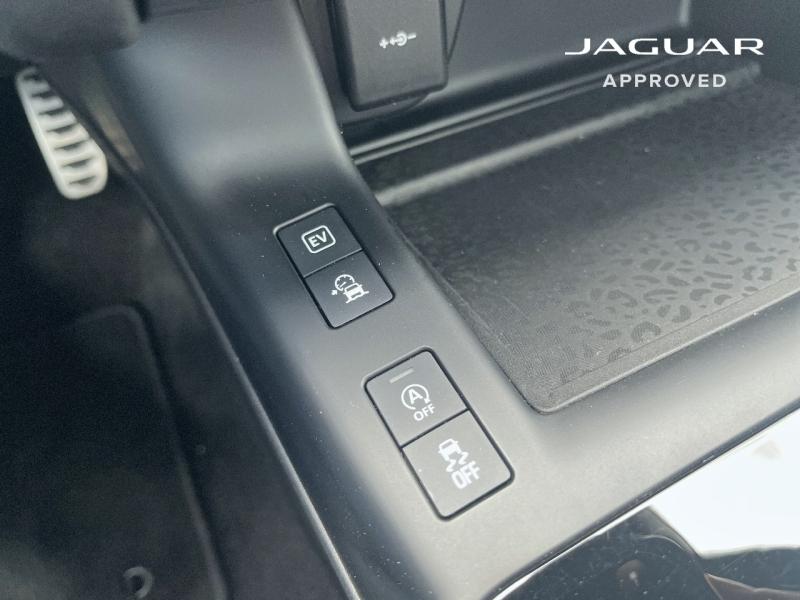Image JAGUAR E-Pace P300e PHEV R-Dynamic HSE BVA AWD