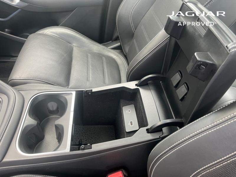 Image JAGUAR E-Pace P300e PHEV R-Dynamic HSE BVA AWD