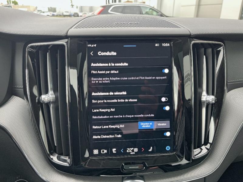 Image VOLVO XC60 T6 Hybride Rechargeable 253 + 145ch Ultra Style Dark Geartronic 8 AWD