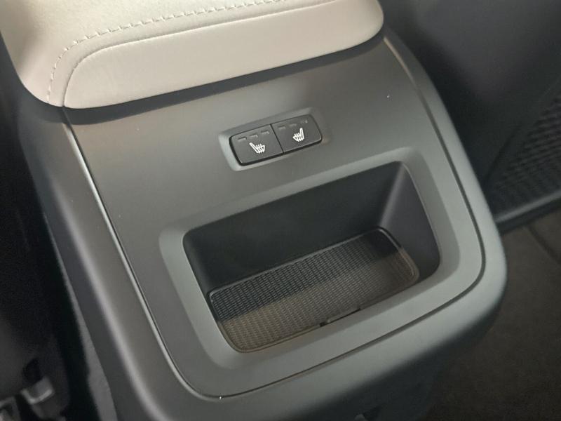 Image VOLVO Xc60 XC60 Plus  T6 AWD Hybride rechargeable  Hybride Rechargeable (Essence)  Dark