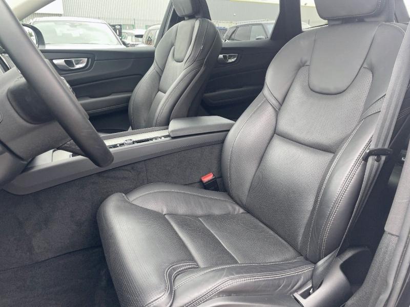Image VOLVO XC60 T6 Hybride Rechargeable 253 + 145ch Ultra Style Dark Geartronic 8 AWD