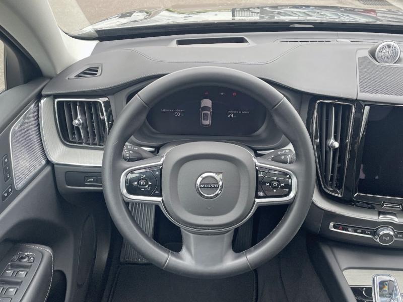 Image VOLVO XC60 T6 Hybride Rechargeable 253 + 145ch Ultra Style Dark Geartronic 8 AWD