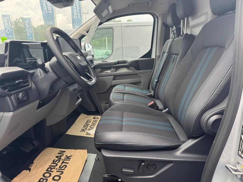 Image FORD Transit Custom Fg 320 L1H1 2.5 Duratec 232ch Hybride rechargeable Sport CVT