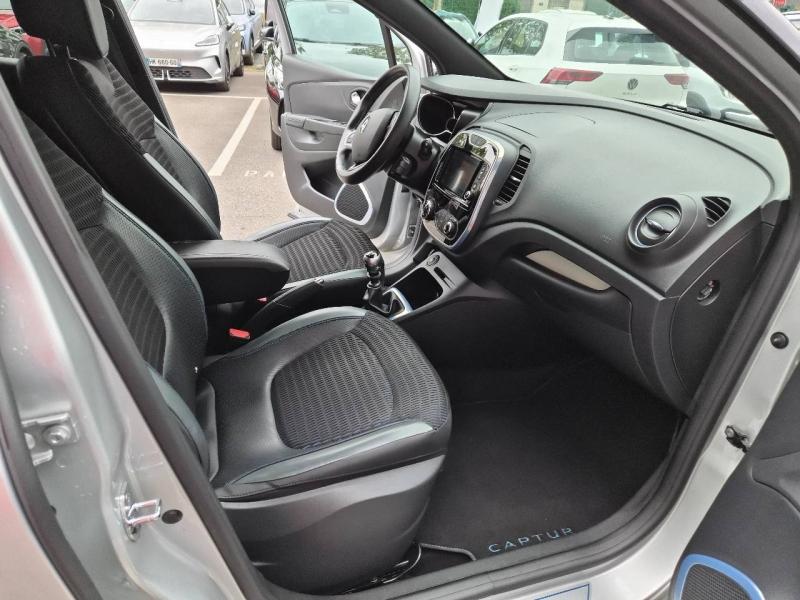 Image RENAULT Captur 1.2 TCe 120ch Stop&Start energy Wave Euro6 2016