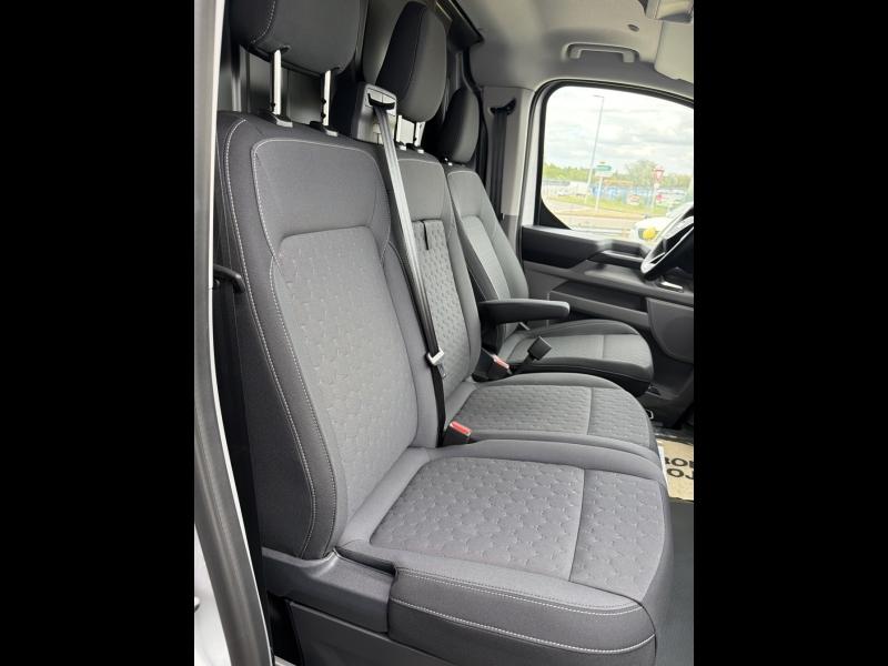 Image FORD Transit Custom Fg 320 L1H1 2.5 Duratec 232ch Hybride rechargeable Limited CVT