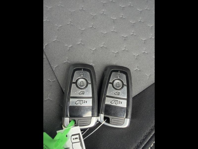 Image FORD Transit Custom Fg 320 L1H1 2.5 Duratec 232ch Hybride rechargeable Limited CVT