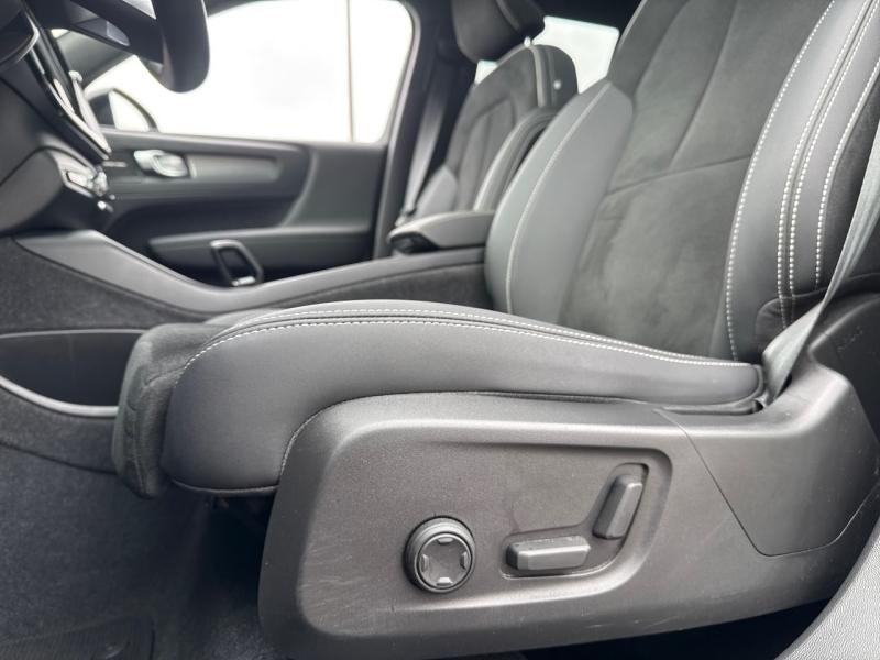 Image VOLVO XC40 B3 163ch Ultimate DCT 7
