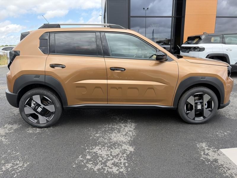 Image FIAT Grande Panda 1.2 Hybrid Turbo 110ch La Prima eDCT6